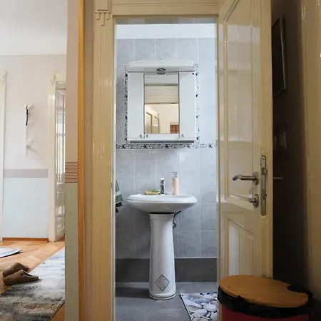 Aparthotel Gracia *